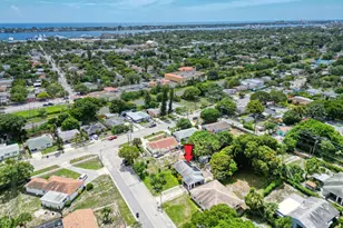 808 41st St, West Palm Beach, FL 33407 - Photo 27