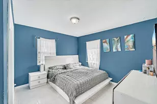 808 41st St, West Palm Beach, FL 33407 - Photo 17