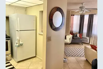 100 Ventnor E, Deerfield Beach, FL 33442 - Photo 9