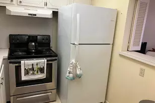 100 Ventnor E, Deerfield Beach, FL 33442 - Photo 7