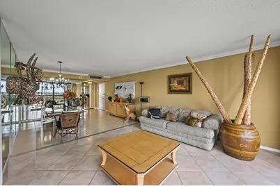 2425 Presidential Way #1006, West Palm Beach, FL 33401 - Photo 25