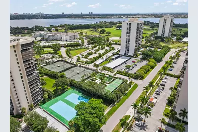 2425 Presidential Way #1006, West Palm Beach, FL 33401 - Photo 11