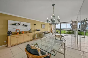 2425 Presidential Way, West Palm Beach, FL 33401 - Photo 7