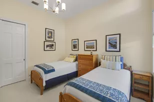 66 St James Dr, Palm Beach Gardens, FL 33418 - Photo 13