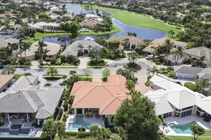 66 St James Dr, Palm Beach Gardens, FL 33418 - Photo 23