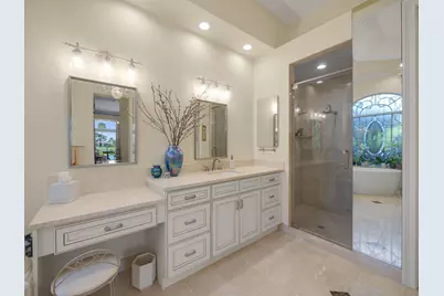 66 St James Drive, Palm Beach Gardens, FL 33418 - Photo 11