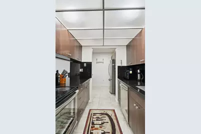 1891 N 61st Avenue #B206, Hollywood, FL 33024 - Photo 9