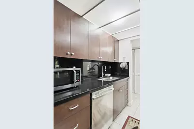 1891 N 61st Avenue #B206, Hollywood, FL 33024 - Photo 7