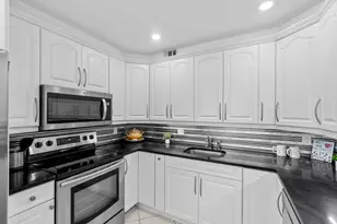 4013 Yarmouth A, Boca Raton, FL 33434 - Photo 1