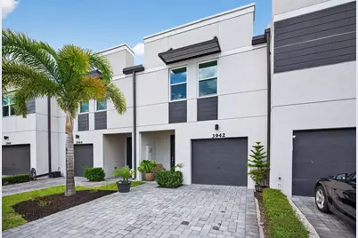 3942 SE Caladium Court, Stuart, FL 34997 - Photo 3