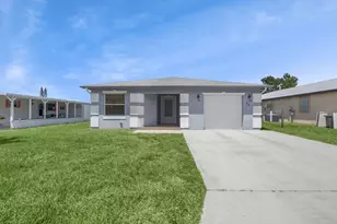 73 Golf Dr, Port Saint Lucie, FL 34952 - Photo 1