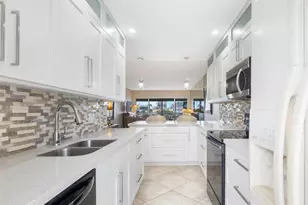 3421 Spanish Trail, Delray Beach, FL 33483 - Photo 3