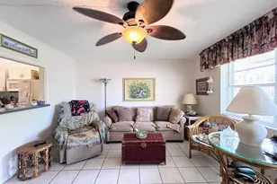 340 Horizons W, Boynton Beach, FL 33435 - Photo 3