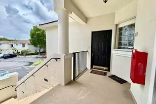 23265 Carolwood Ln, Boca Raton, FL 33428 - Photo 3
