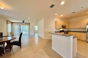 23265 Carolwood Ln, Boca Raton, FL 33428 - Photo 5