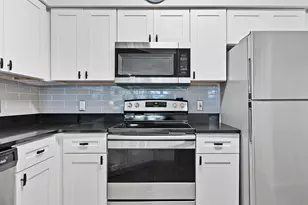 9857 Baywinds Dr, West Palm Beach, FL 33411 - Photo 9