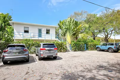 625 NE 13th Avenue, Fort Lauderdale, FL 33304 - Photo 3