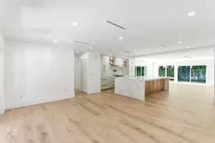 210 Gregory Rd, West Palm Beach, FL 33405 - Photo 13