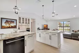 1915 New Haven Ave, Wellington, FL 33414 - Photo 21