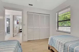 1915 New Haven Ave, Wellington, FL 33414 - Photo 31