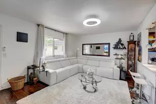 123 Saxony C, Delray Beach, FL 33446 - Photo 3