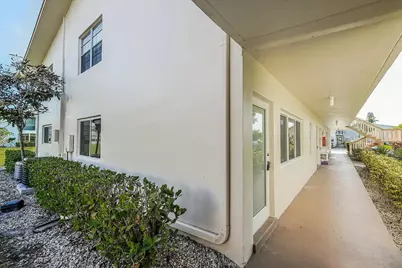 105 Coventry E #105, West Palm Beach, FL 33417 - Photo 1