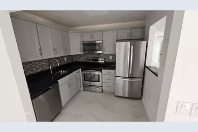 400 Piedmont I, Delray Beach, FL 33484 - Photo 3