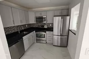 400 Piedmont I, Delray Beach, FL 33484 - Photo 3