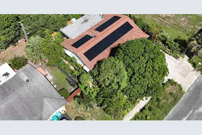 421 NW 7th Court, Boynton Beach, FL 33426 - Photo 5