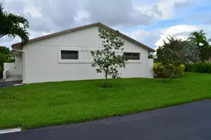 15704 Philodendron Cir, Delray Beach, FL 33484 - Photo 29