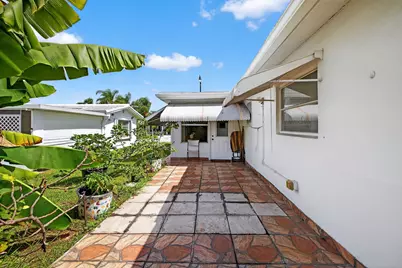 3051 NW 1st Drive, Pompano Beach, FL 33064 - Photo 43