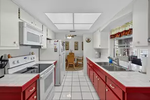 3051 NW 1st Dr, Pompano Beach, FL 33064 - Photo 23