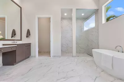 9372 Coral Isles Circle, Palm Beach Gardens, FL 33412 - Photo 17