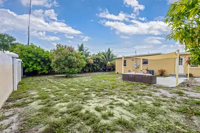 1136 W 7th Street, Riviera Beach, FL 33404 - Photo 35