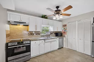 1136 W 7th St, Riviera Beach, FL 33404 - Photo 5