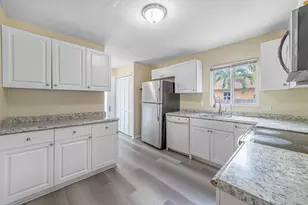 516 Nathan Hale Rd, West Palm Beach, FL 33405 - Photo 11