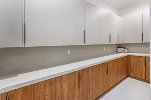 499 NE 4th St, Boca Raton, FL 33432 - Photo 51