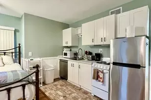 11863 Wimbledon Cir, Wellington, FL 33414 - Photo 3