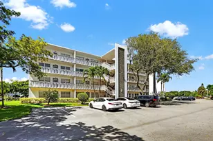 3036 Oakridge D, Deerfield Beach, FL 33442 - Photo 1