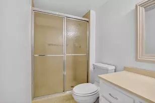 3036 Oakridge D, Deerfield Beach, FL 33442 - Photo 19