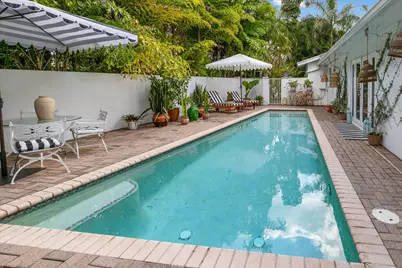 202 32nd Street, West Palm Beach, FL 33407 - Photo 1