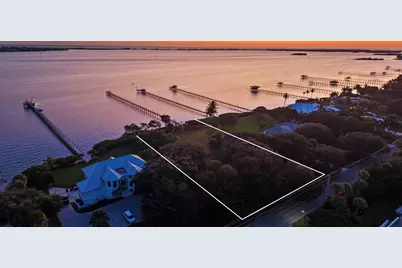 36 S Sewalls Point Road, Sewalls Point, FL 34996 - Photo 9