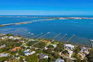 36 S Sewalls Point Rd, Sewalls Point, FL 34996 - Photo 1