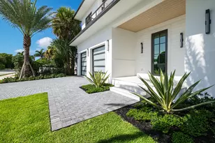 210 Cortez Rd, West Palm Beach, FL 33405 - Photo 3