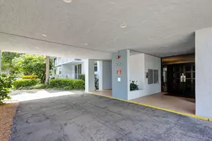 500 Executive Center Dr, West Palm Beach, FL 33401 - Photo 11