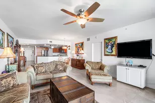 2650 Lake Shore Dr, Riviera Beach, FL 33404 - Photo 9