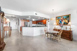 2650 Lake Shore Dr, Riviera Beach, FL 33404 - Photo 5