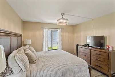 1102 Green Pine Boulevard #H1, West Palm Beach, FL 33409 - Photo 13