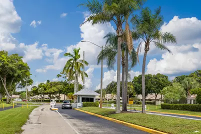 1102 Green Pine Boulevard #H1, West Palm Beach, FL 33409 - Photo 19