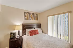 1102 Green Pine Blvd, West Palm Beach, FL 33409 - Photo 15